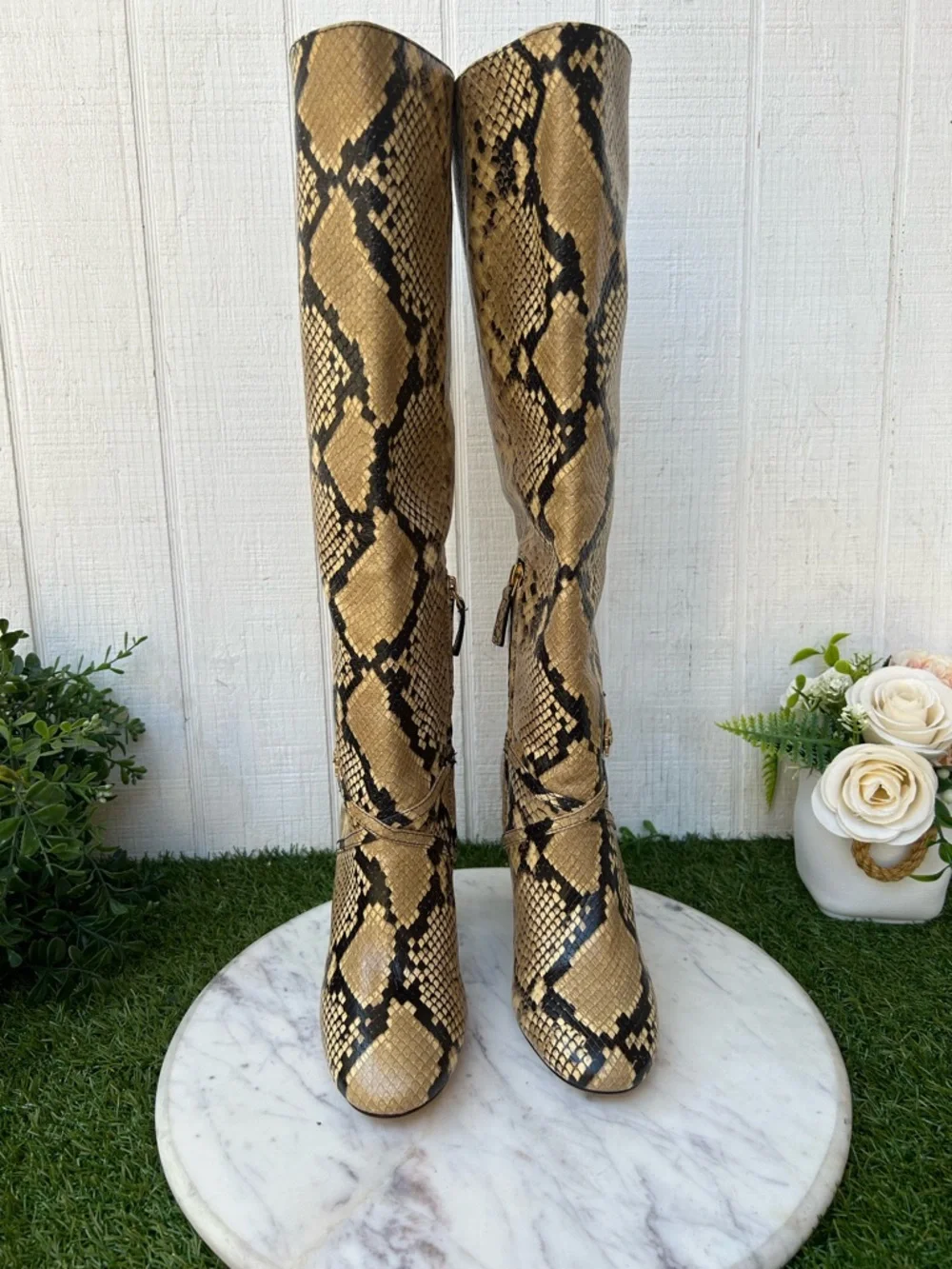 Tory Burch women Diamant Lux Snakeskin Knee High Boot NEW siz 5.5
In Sand Drift. - Picture 8 of 16